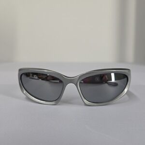 NEW Wrap Around Sport Sunglasses Silver Tone Mirror‎ Lens